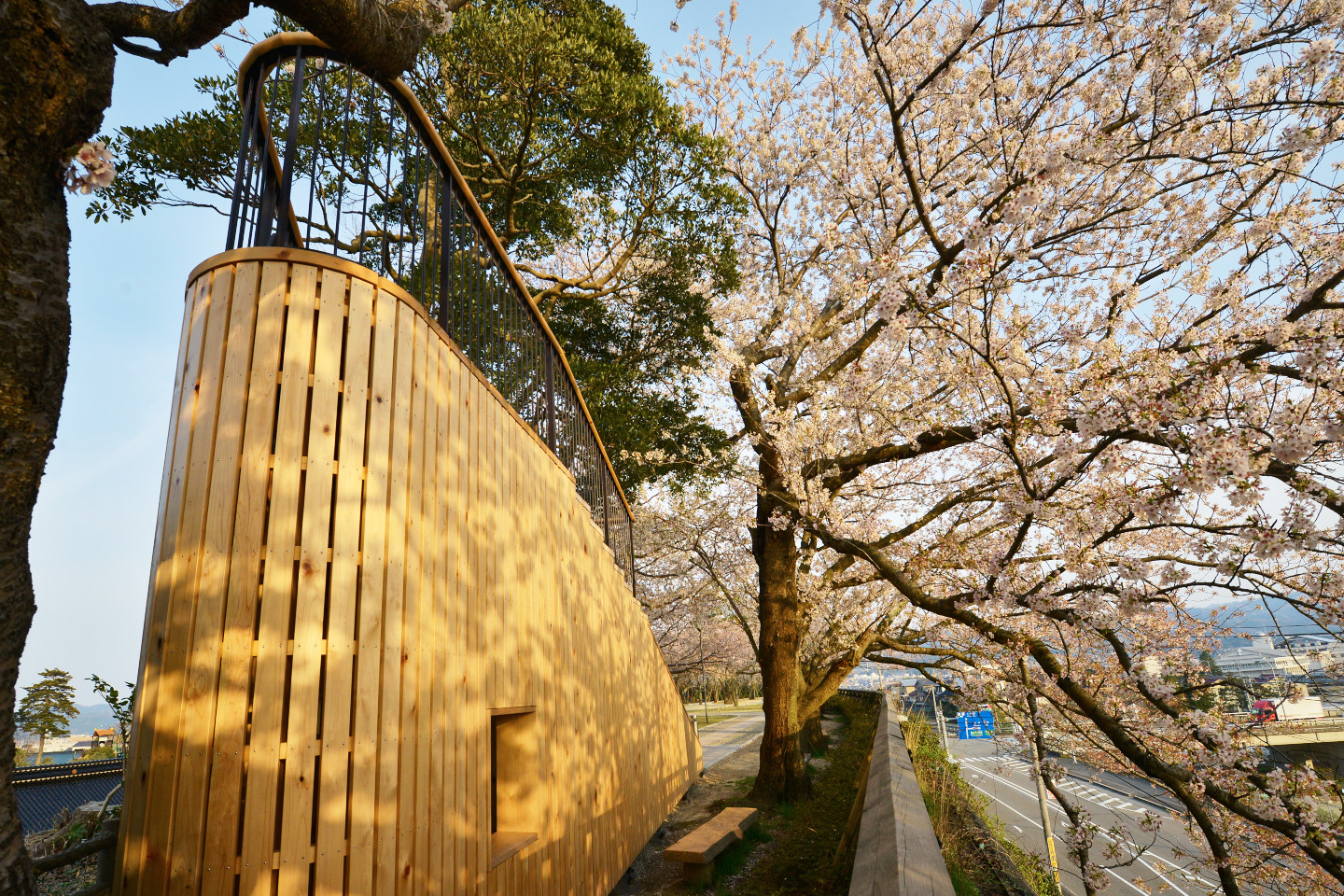 小丸山城址公園 乾の櫓_DSC8099.jpg